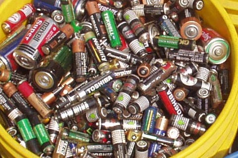 西宁高价叉车蓄电池回收-上门回收电动车电池-叉车蓄电池回收